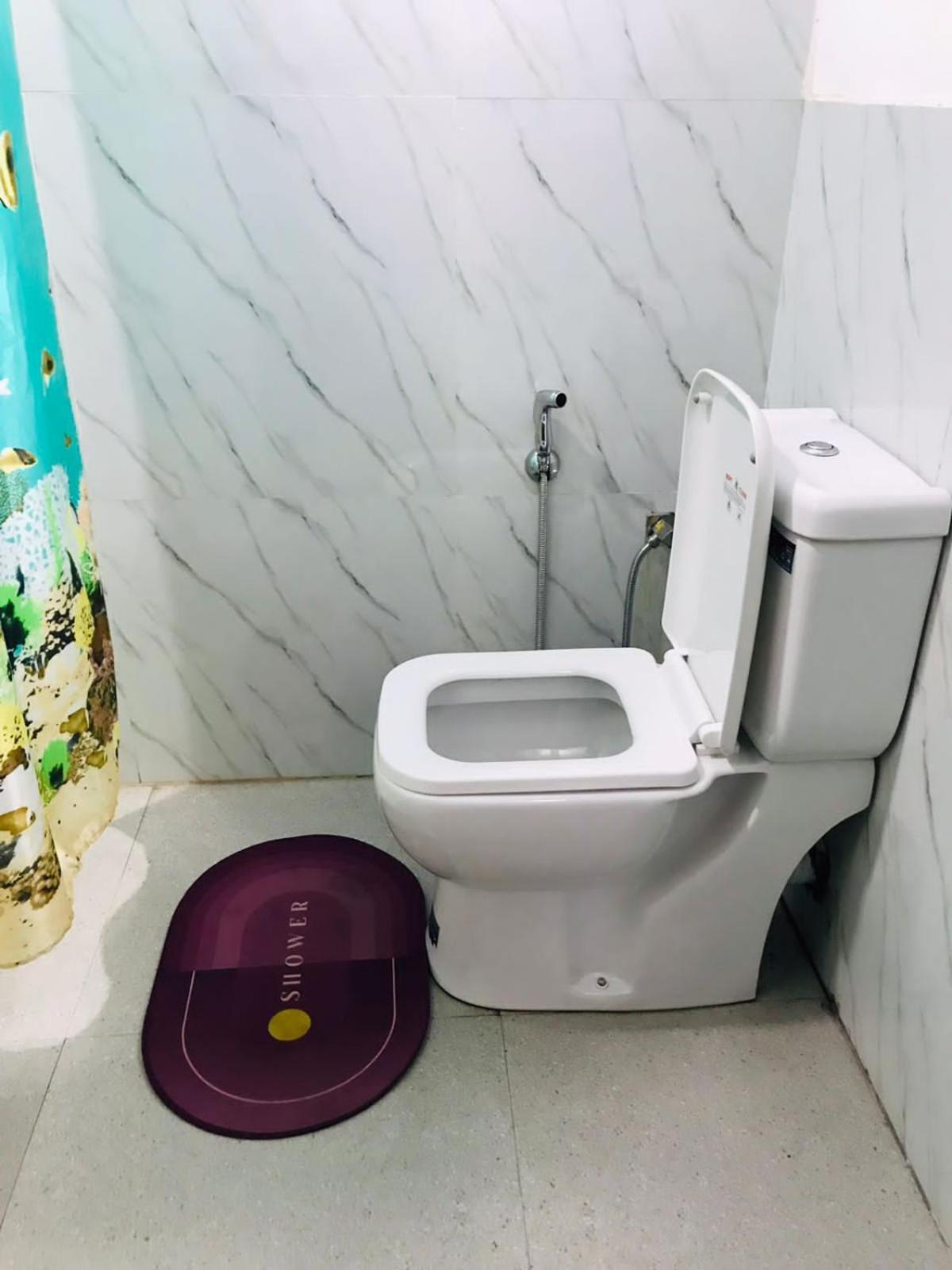 Kavee Transit Hotel Katunayaka Bagian luar foto